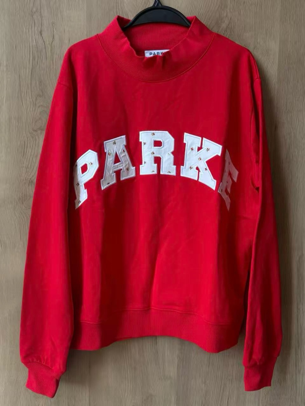PARKE Red Mock Neck Sweatshirt S/M Floral Letter Patch